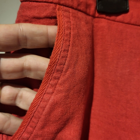 Tradition Linen And Viscose Red Cropped Pants - Picture 3 of 8